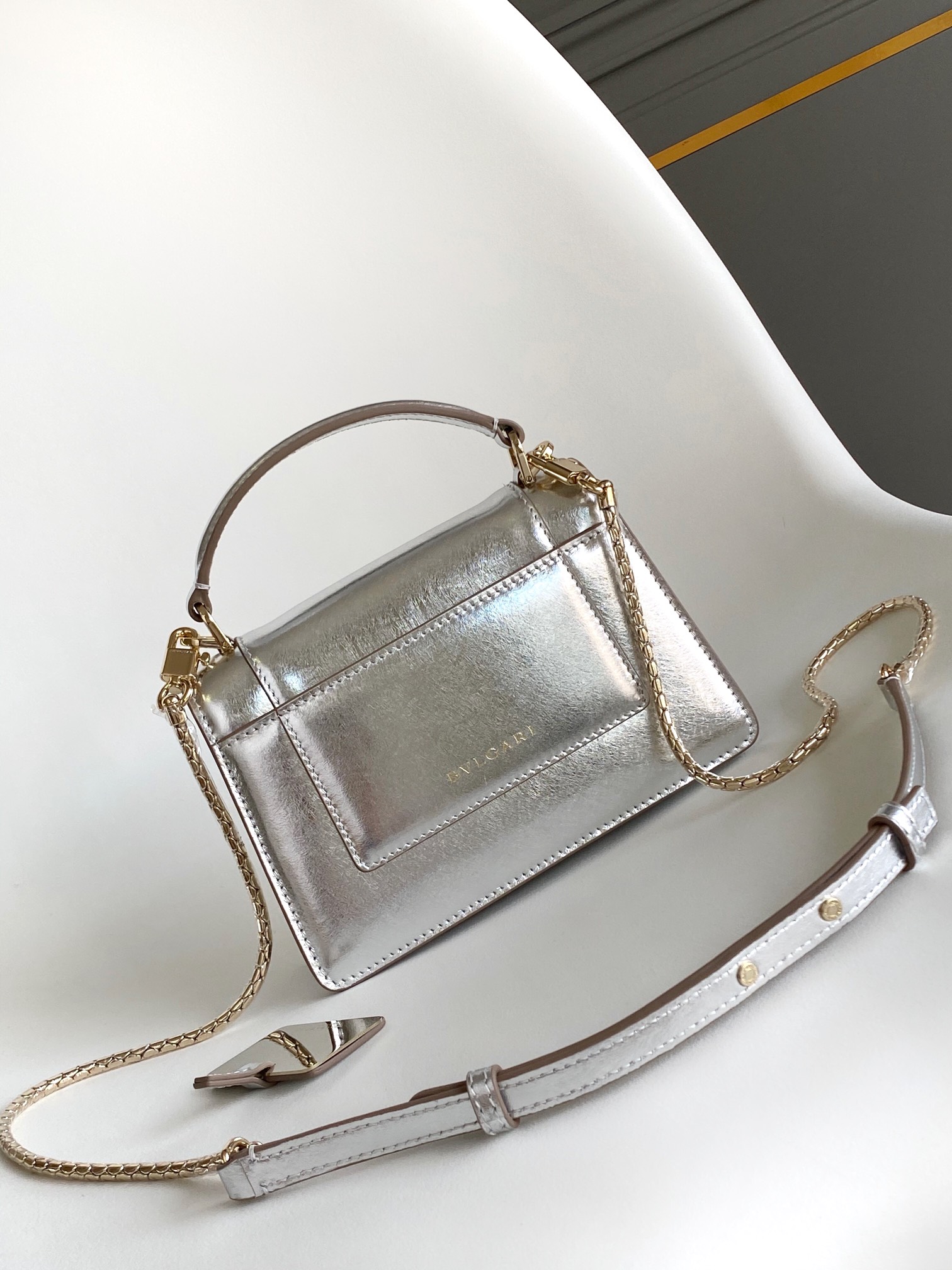 Bv1g*ai Serpenti Forever Bag-19*11*5.5CM