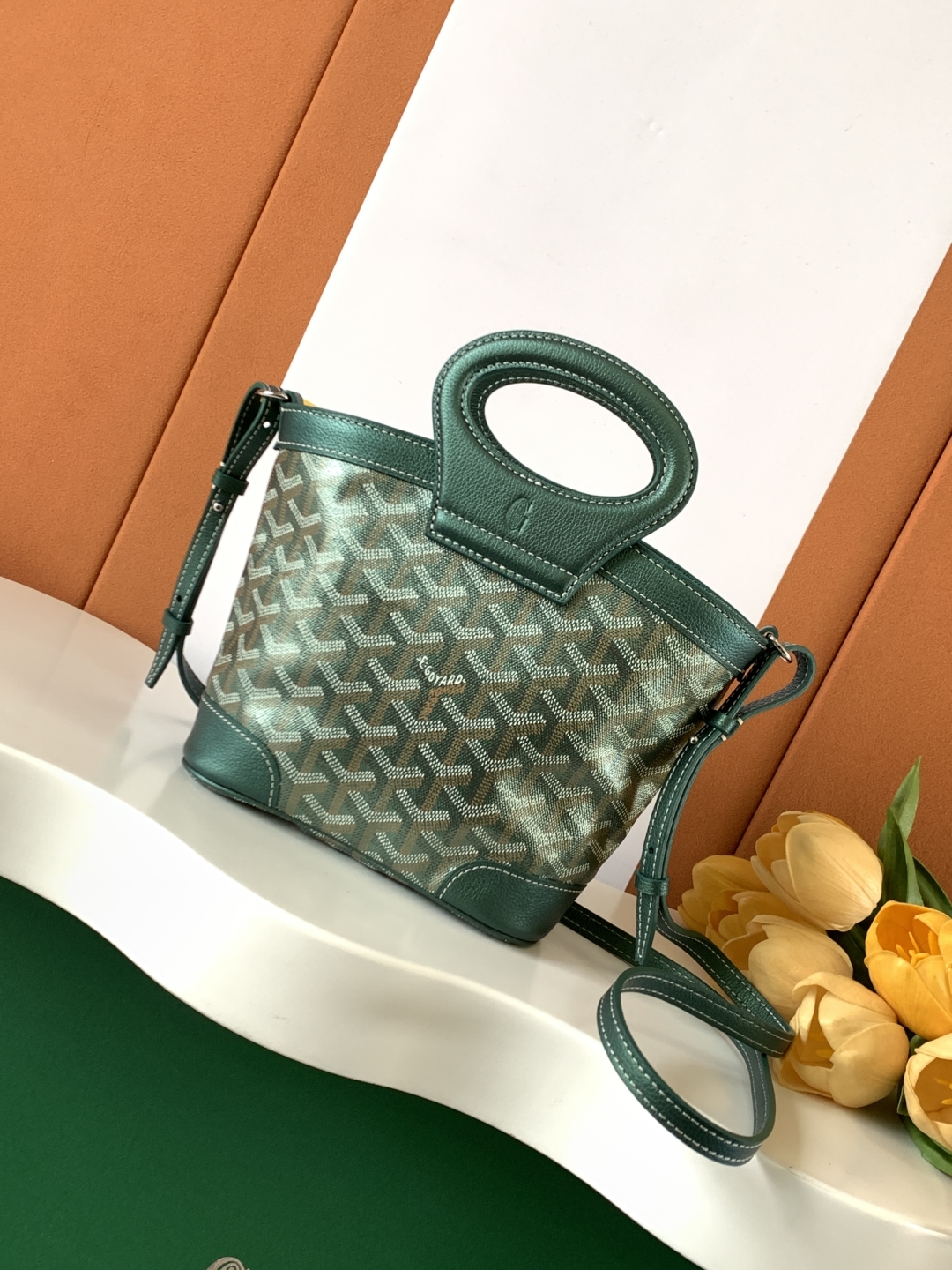 G09ard Beluga Bag-23X8X18.5CM