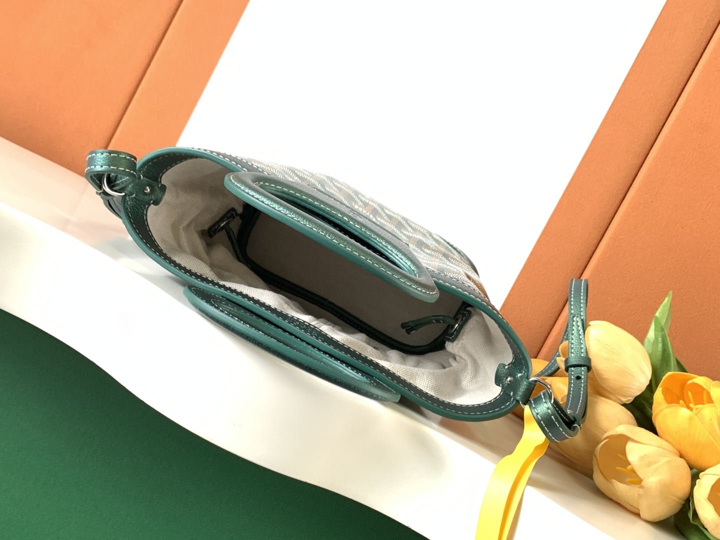 G09ard Beluga Bag-23X8X18.5CM