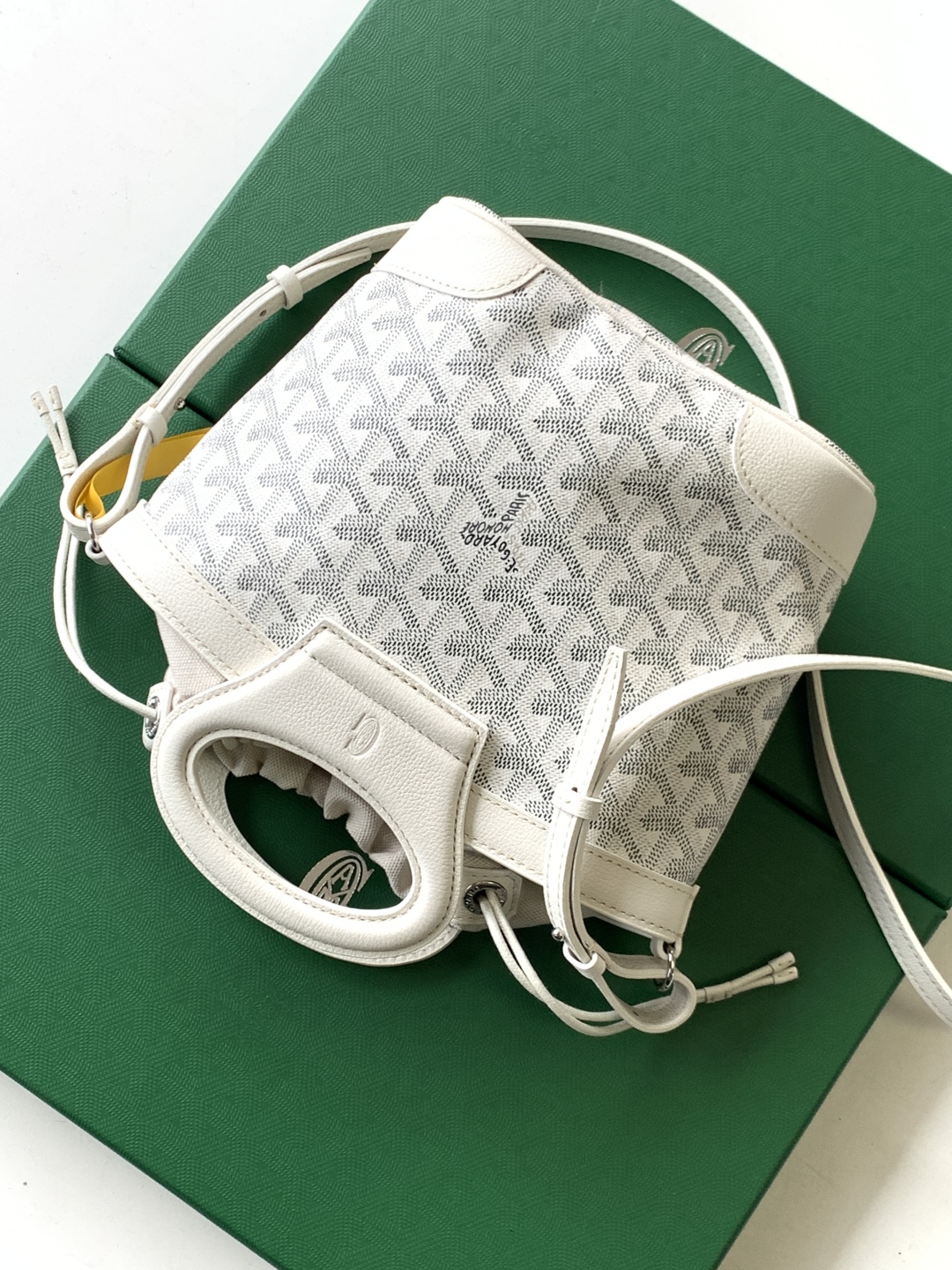 G09ard Beluga Bag-23X8X18.5CM