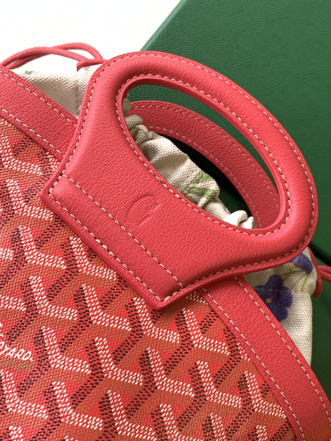 G09ard Beluga Bag-23X8X18.5CM