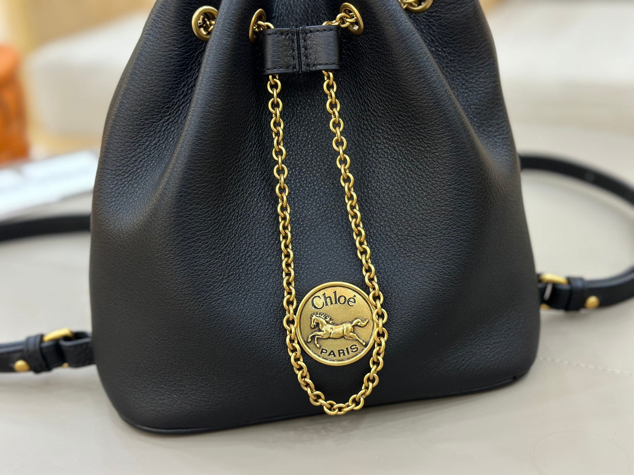 Chloé Bracelet Backpack In Grained Leather-22*20*10.5CM