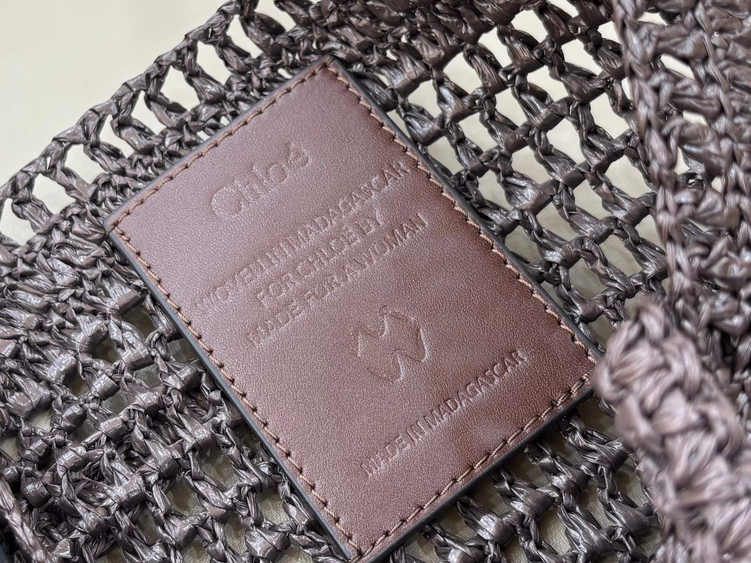 Chloé Banana Bucket-22*30*2CM
