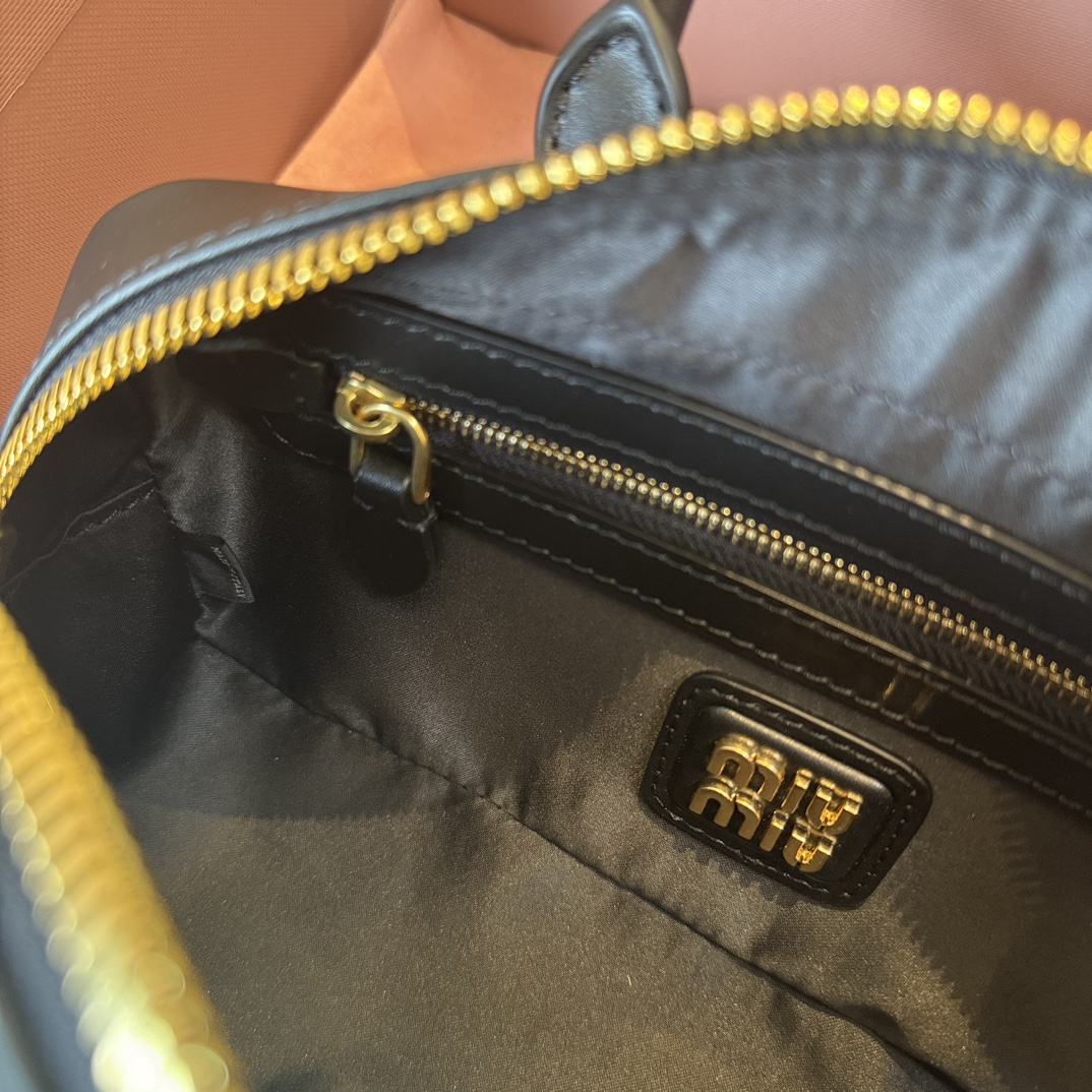 M1um1u Top Handbags-22X10.5X7.5CM