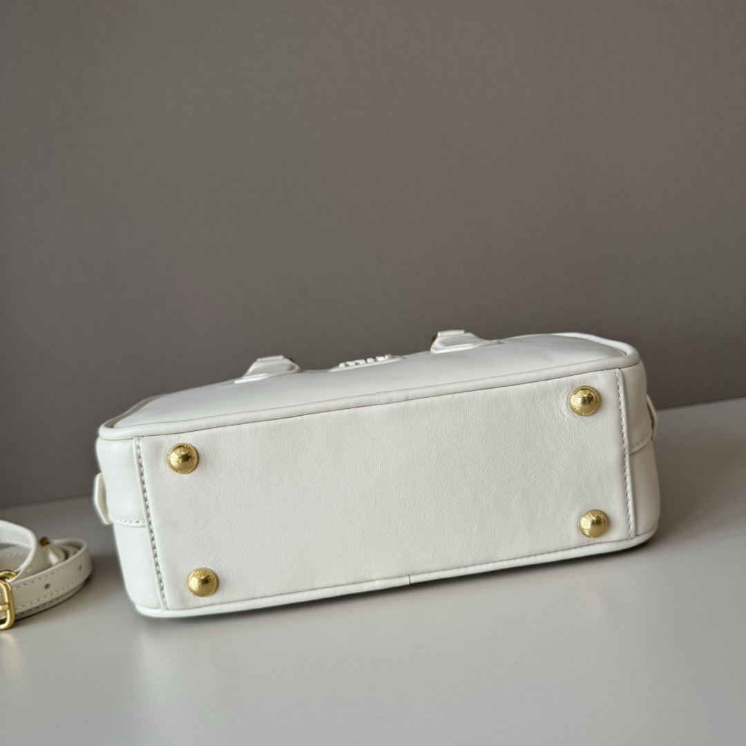 M1um1u Top Handbags-22X10.5X7.5CM