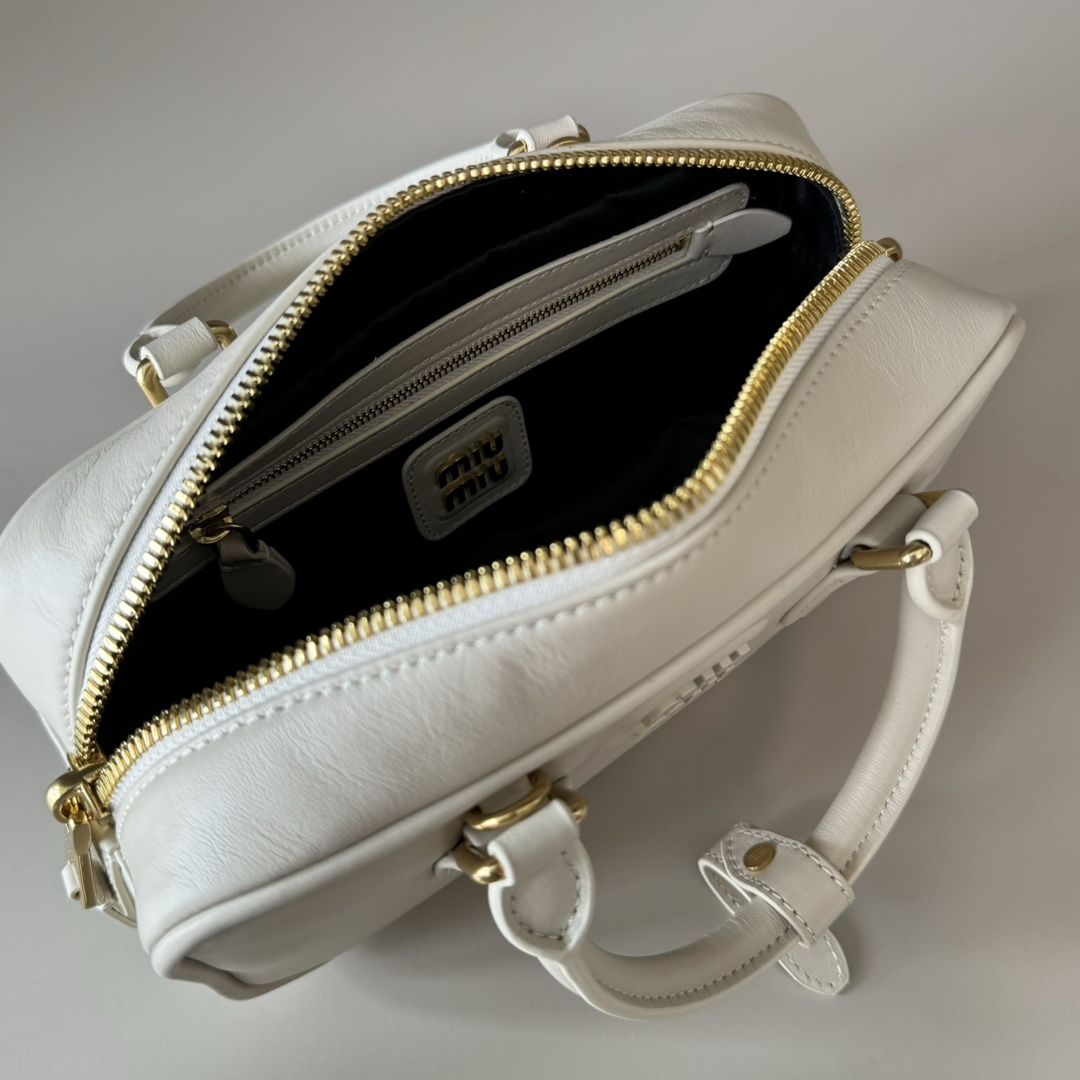 M1um1u Top Handbags-22X10.5X7.5CM