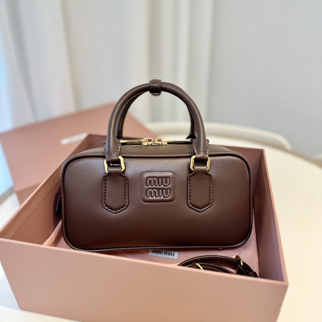 M1um1u Top Handbags-22X10.5X7.5CM