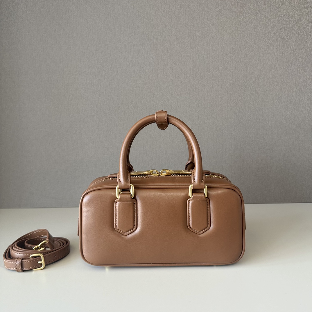 M1um1u Top Handbags-22X10.5X7.5CM