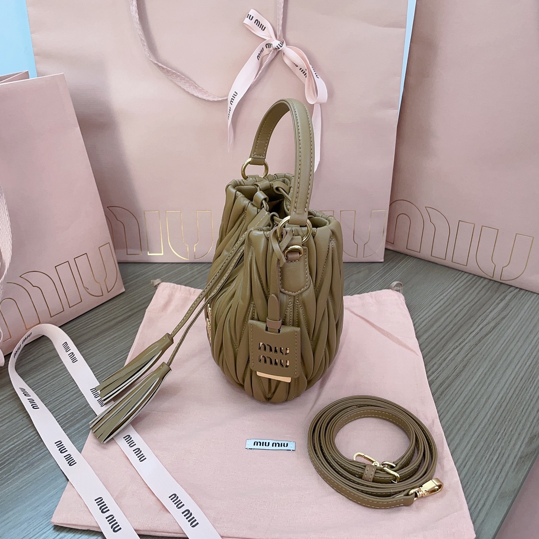 M1um1u Matelasse Bucket-17X15X10CM
