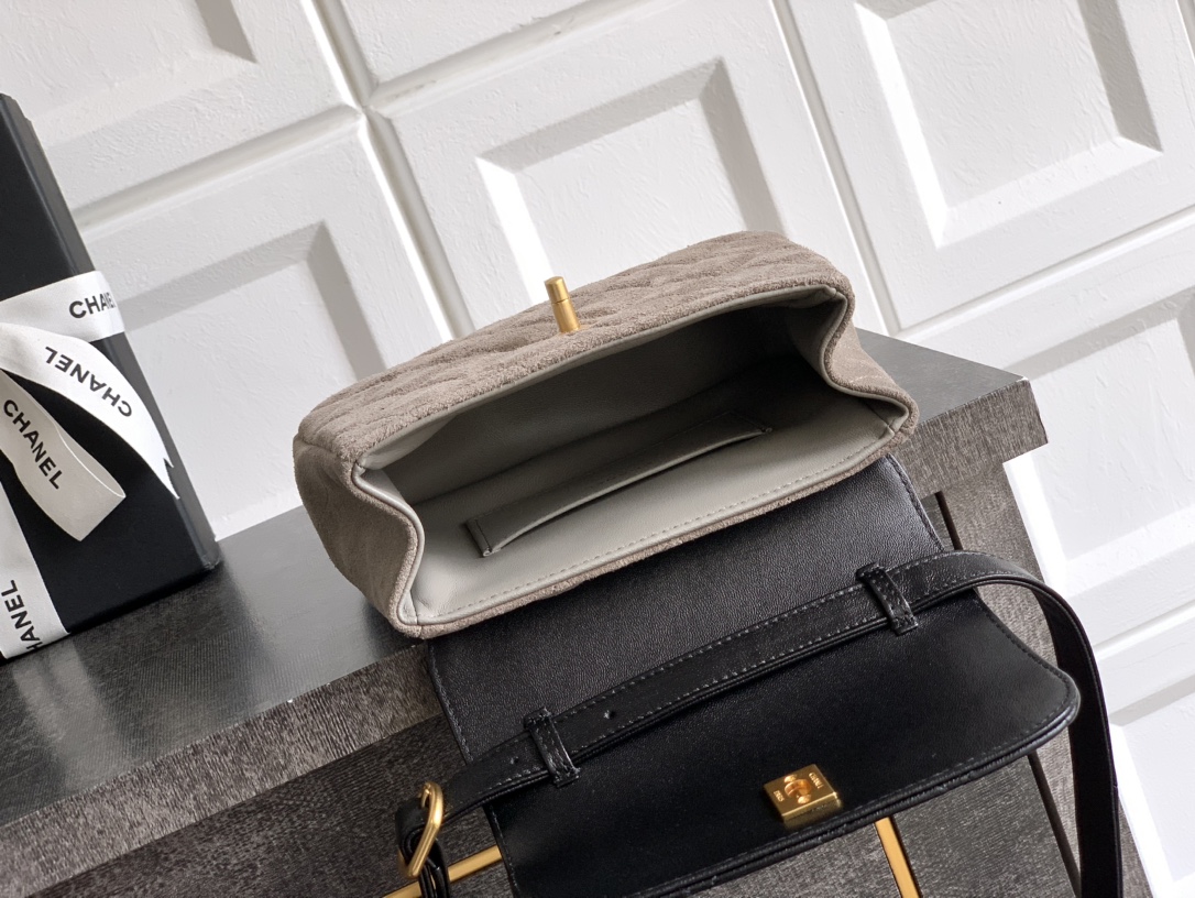 Ch@nel Flap Bag-14.5 X 18 X 6.5CM