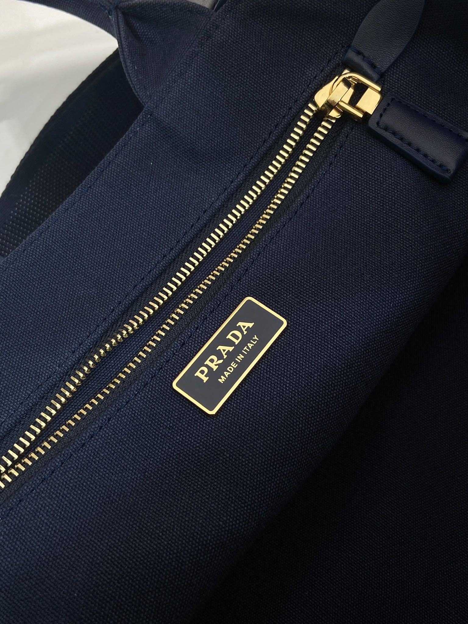 Pra*aTote Bag 1BG554-33*20*18CM