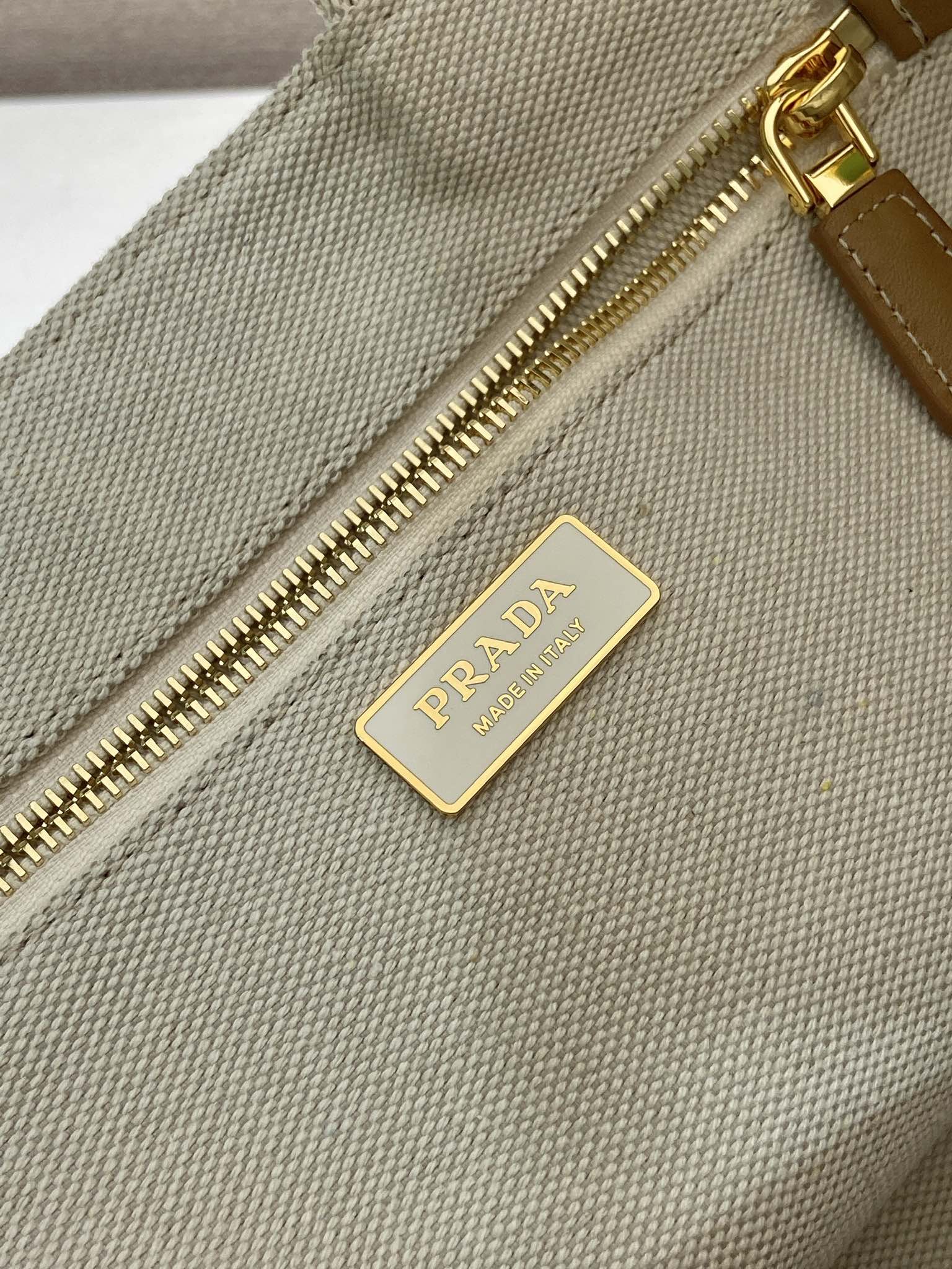 Pra*aTote Bag 1BG554-33*20*18CM