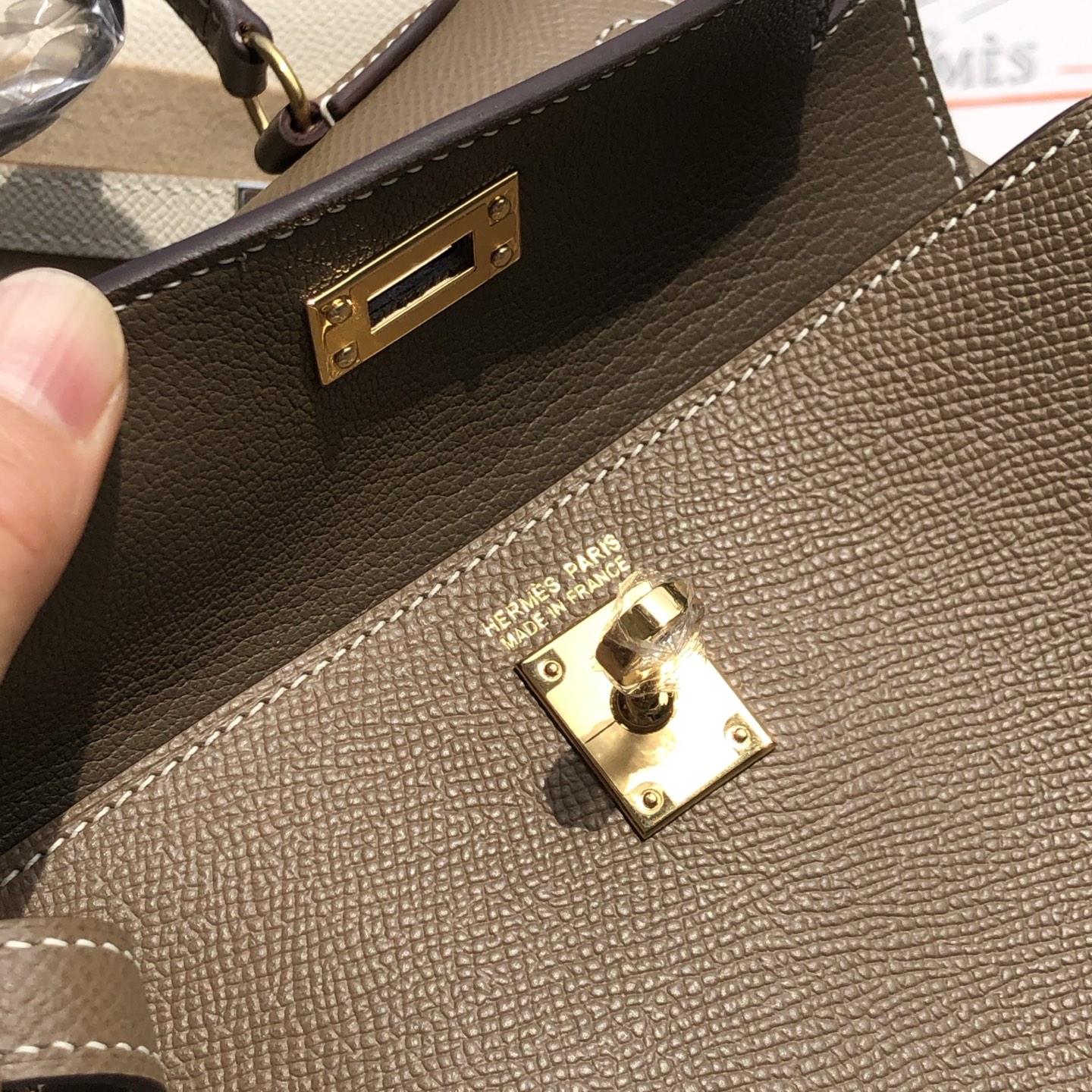 H**me5 kelly desordre 20cm epsom