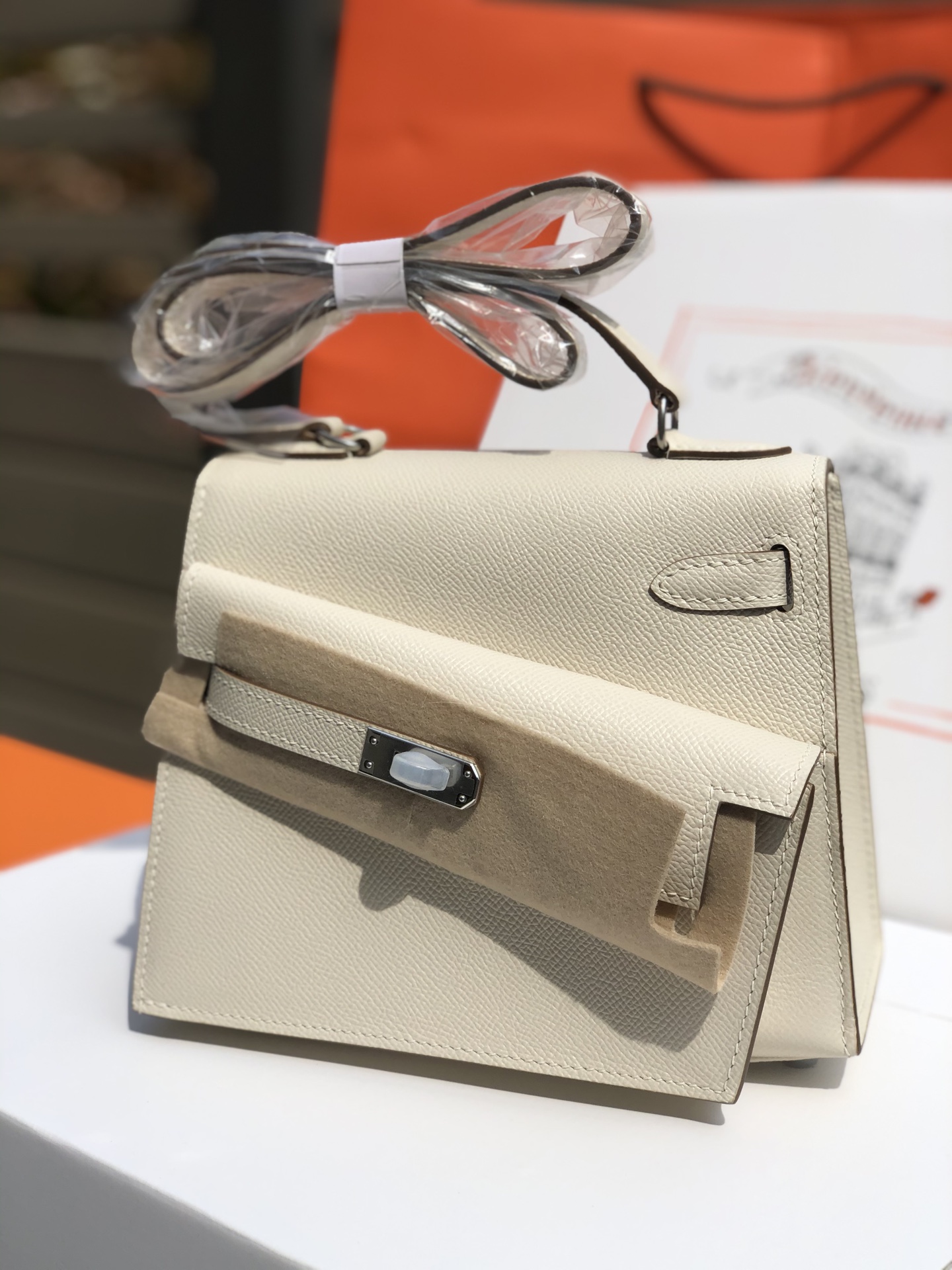 H**me5 Kelly Desordre 20cm Epsom