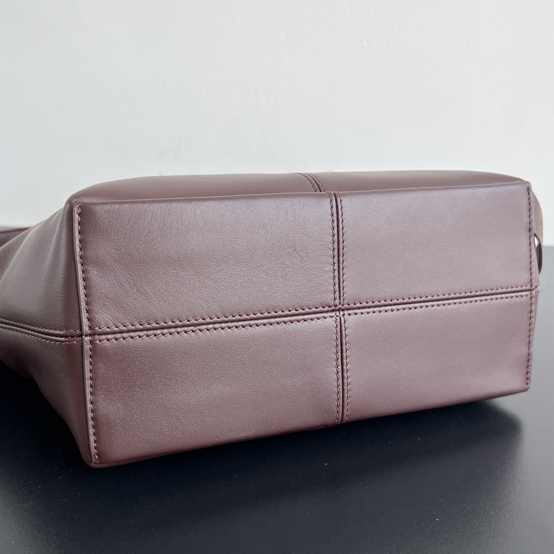 B0tt*ga Ven*ta Sawyer Bag-25*17*12CM