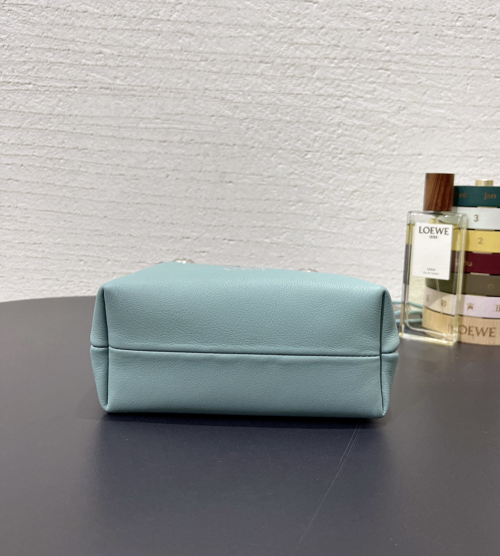 Lowee Pebble Pouch Bag-17*7*21.5CM