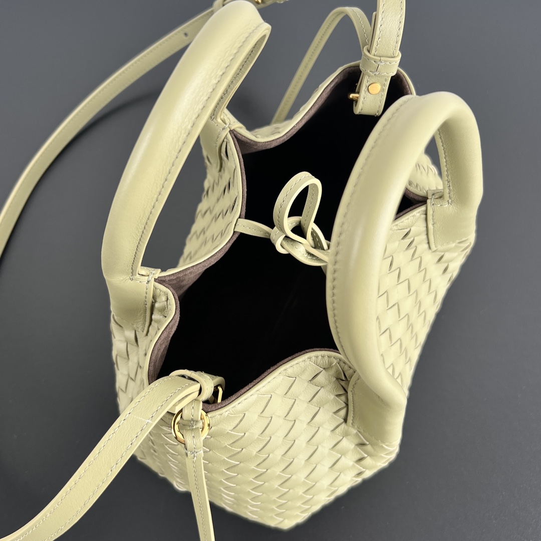 B0tt*ga Ven*ta Burgundy Pinacoteca Reversible Tote -24*15*12CM