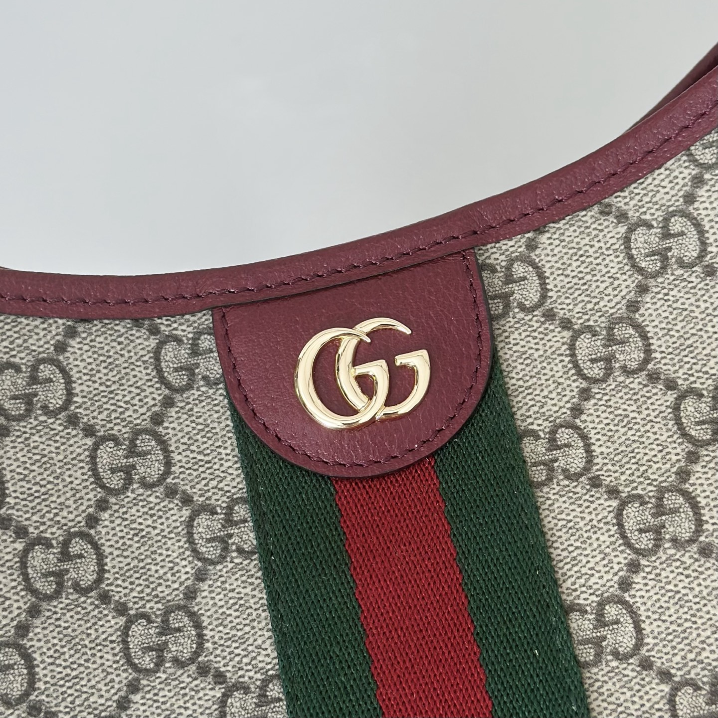 Gvc*1 Ophidia Shoulder Bag-23*21*12CM