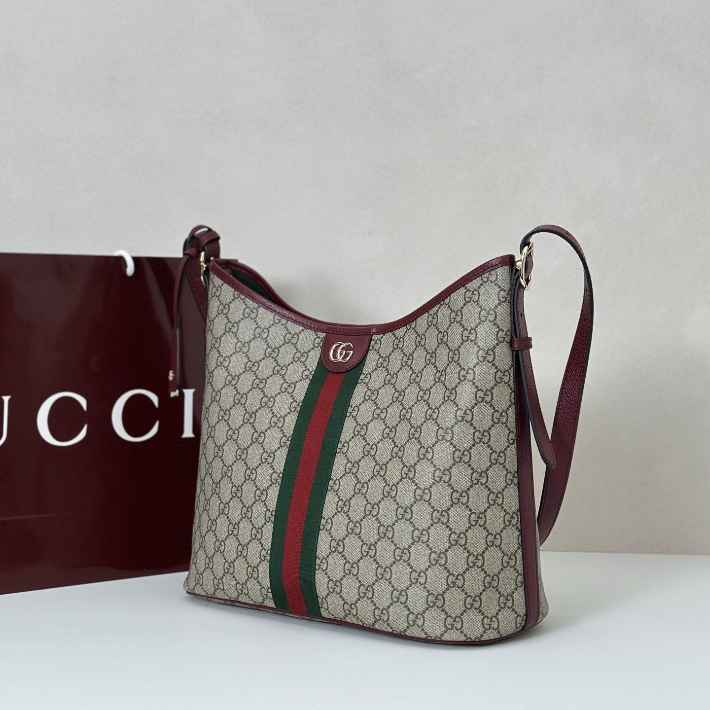 Gvc*1 Ophidia Shoulder Bag-33.5*16*30CM