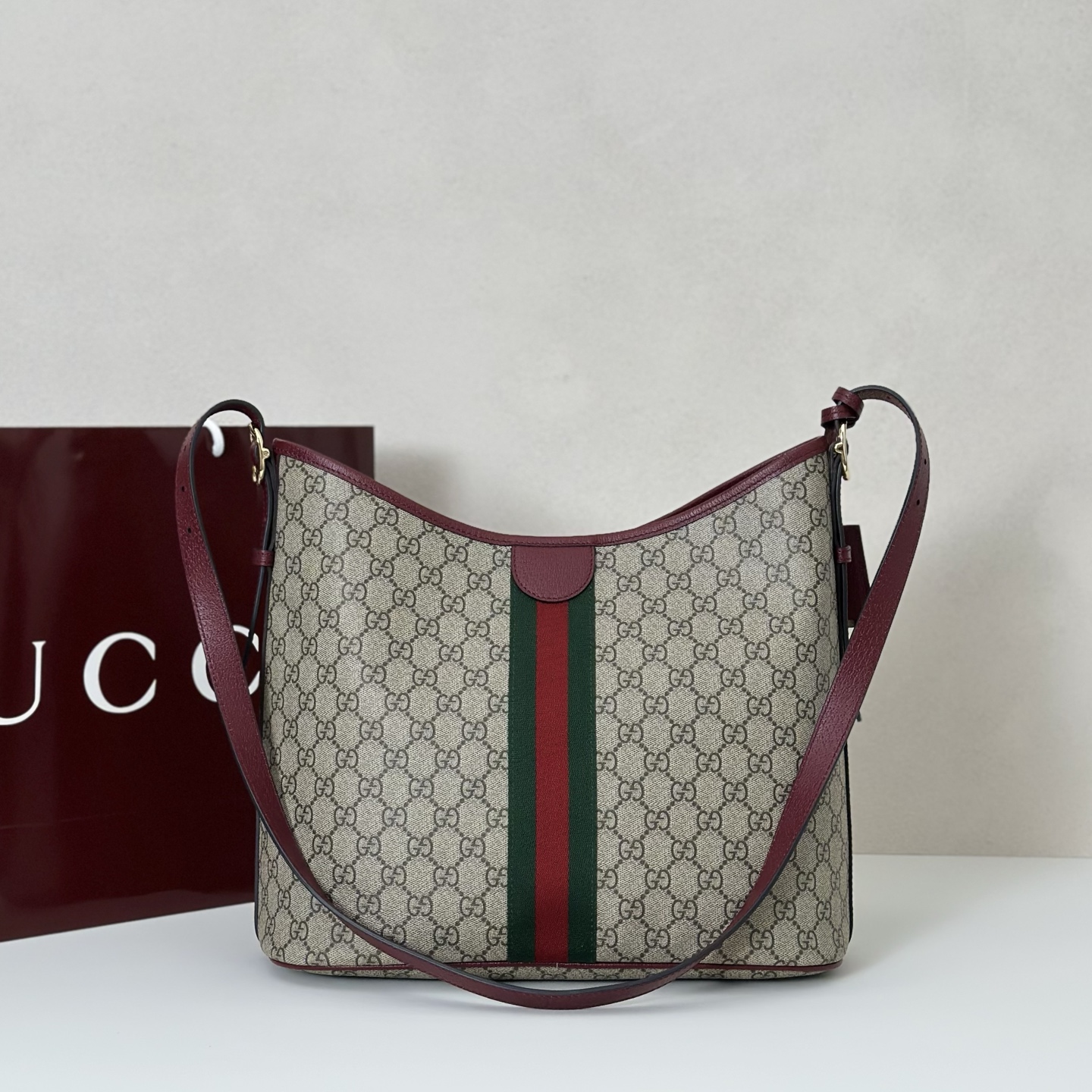 Gvc*1 Ophidia Shoulder Bag-33.5*16*30CM