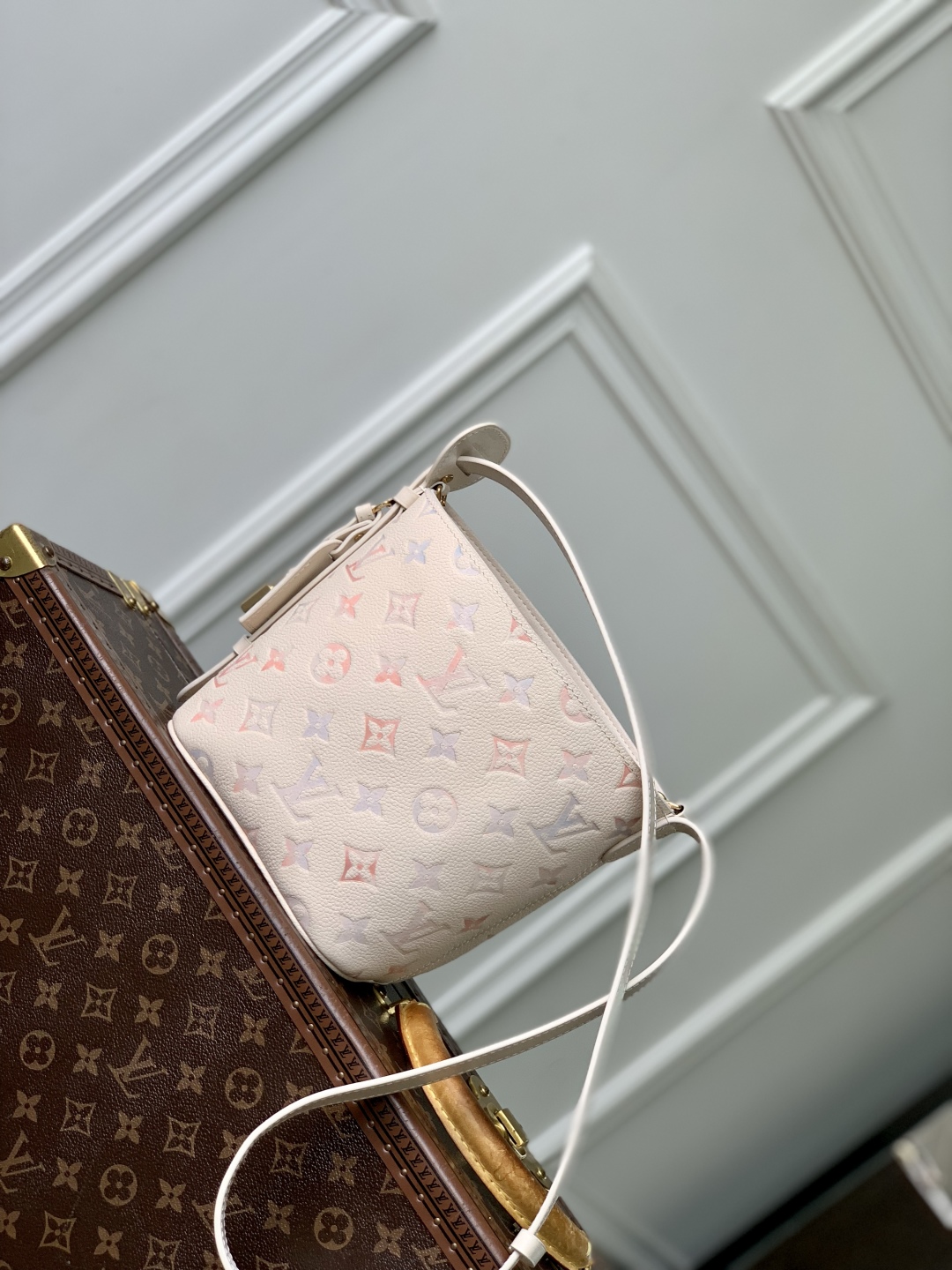 LV All In BB Bucket-M15130-18 x 12 x 16CM