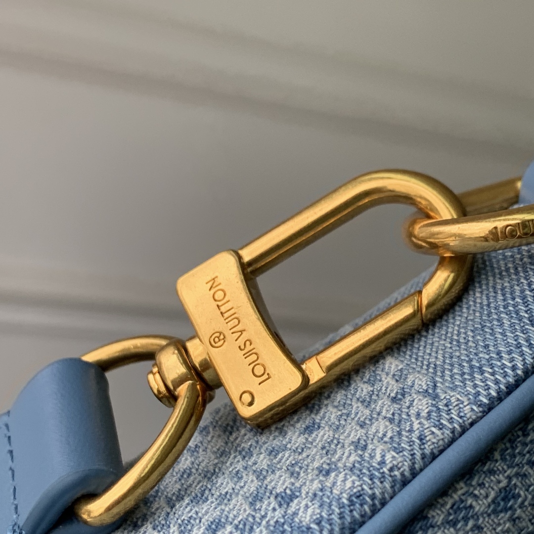 l0vis Vvtt0npochette accessoire xl n00204-28*16.5*9cm