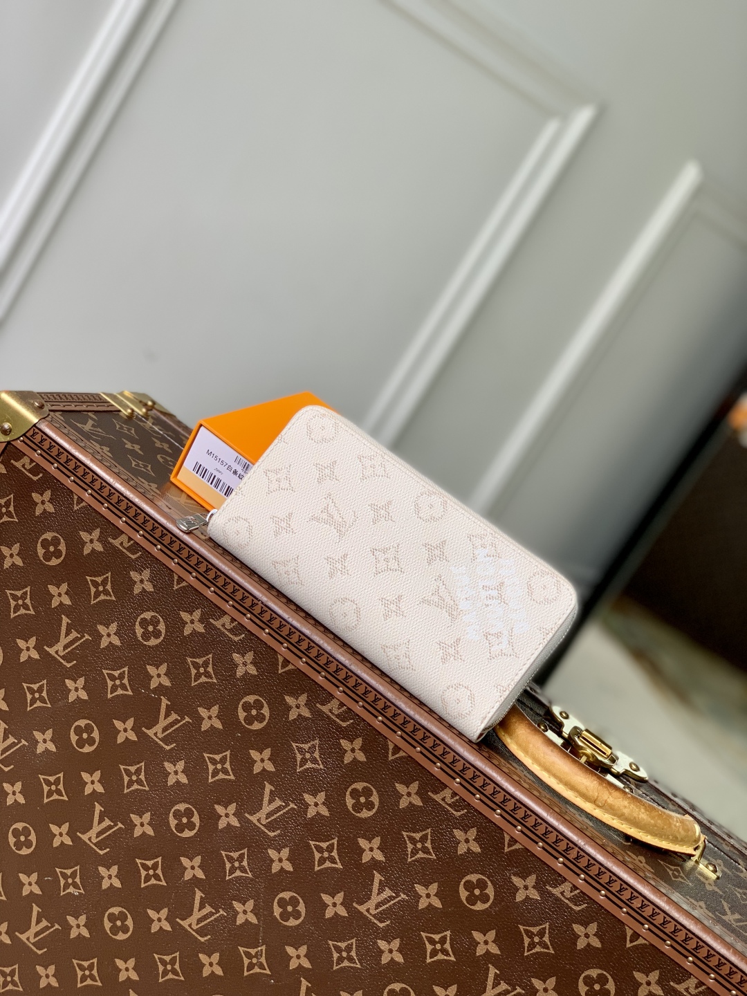 l0vis Vvtt0n zippy wallet-19.5× 10.5x 2.5cm