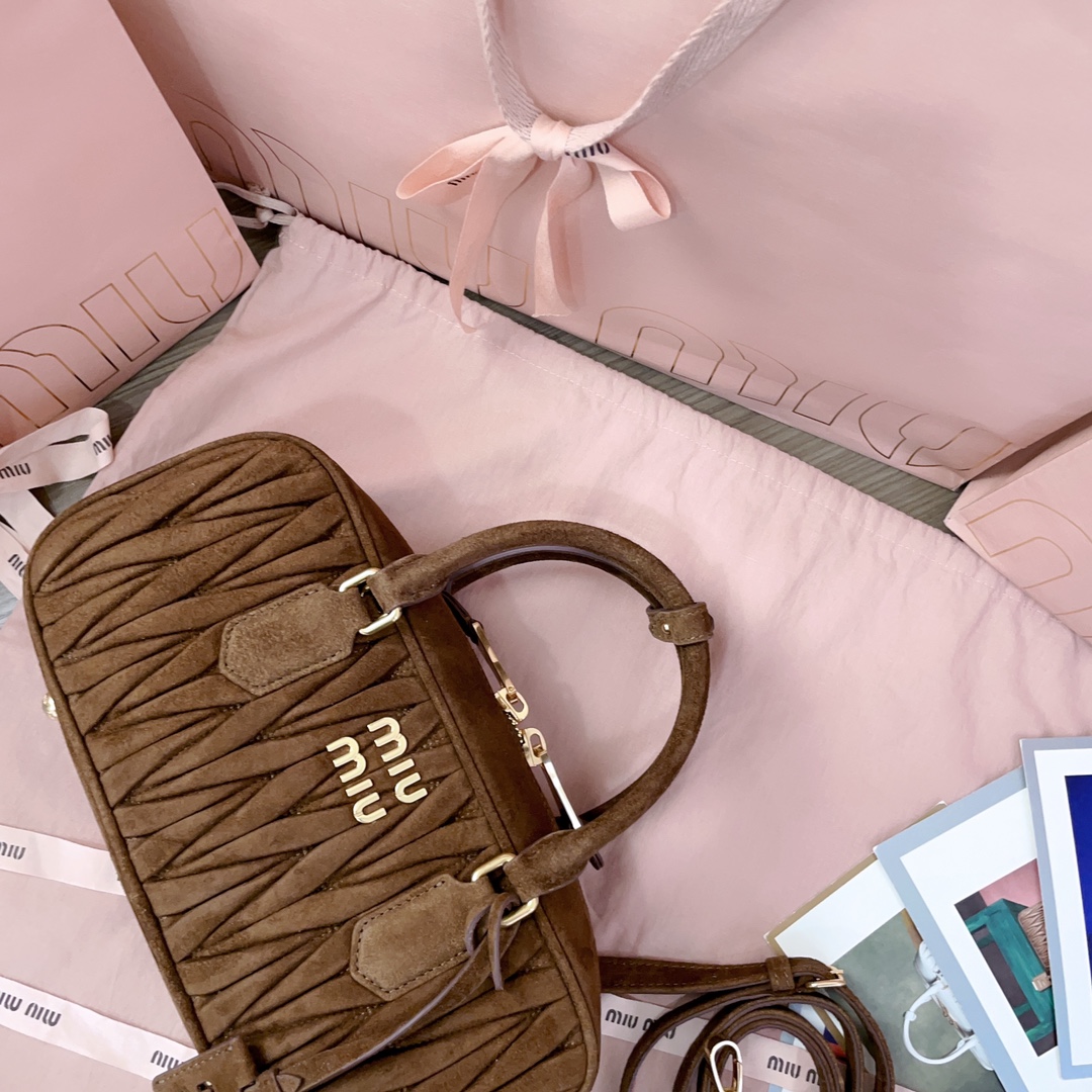 M1um1u Top Handbags-27X12X9CM