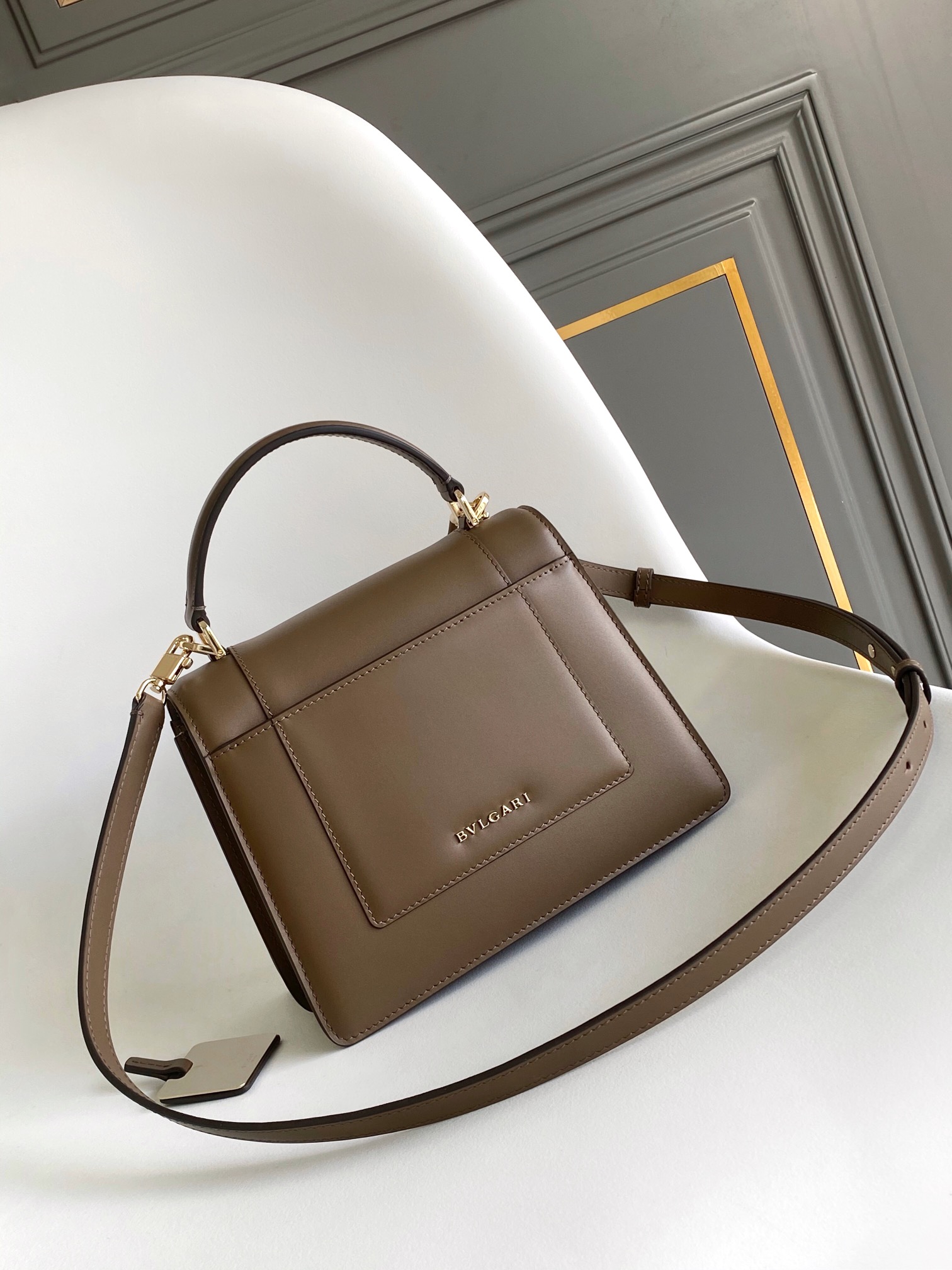 Bv1g*ai Serpenti Forever Bag-20.5X 15X 9CM