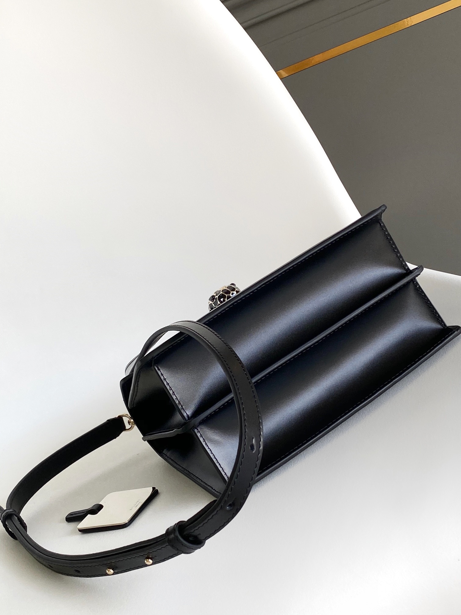 Bv1g*ai Serpenti Forever Bag-20.5X 15X 9CM