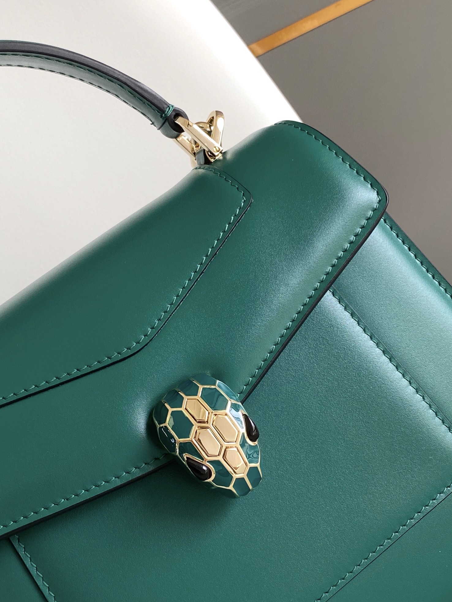 Bv1g*ai Serpenti Forever Bag-20.5X 15X 9CM