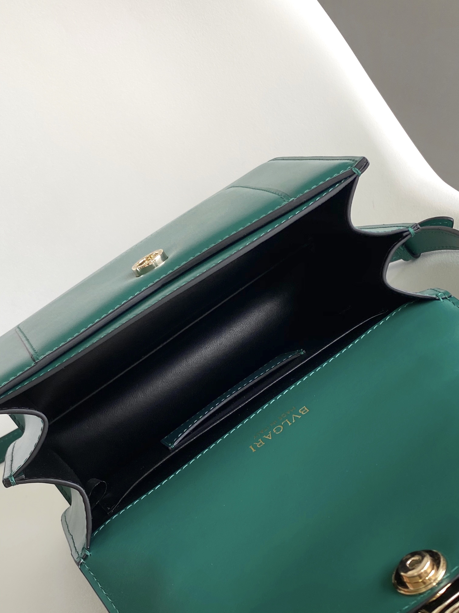 Bv1g*ai Serpenti Forever Bag-20.5X 15X 9CM