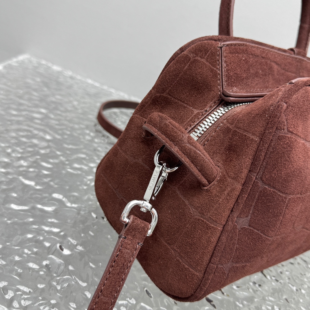 Jacquemus Le Turismo Bag-26*17*11CM