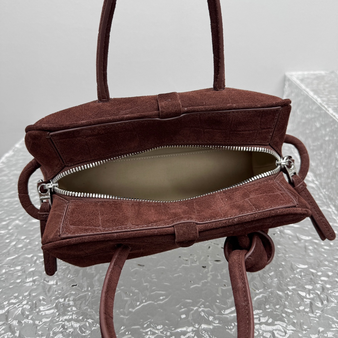 Jacquemus Le Turismo Bag-26*17*11CM