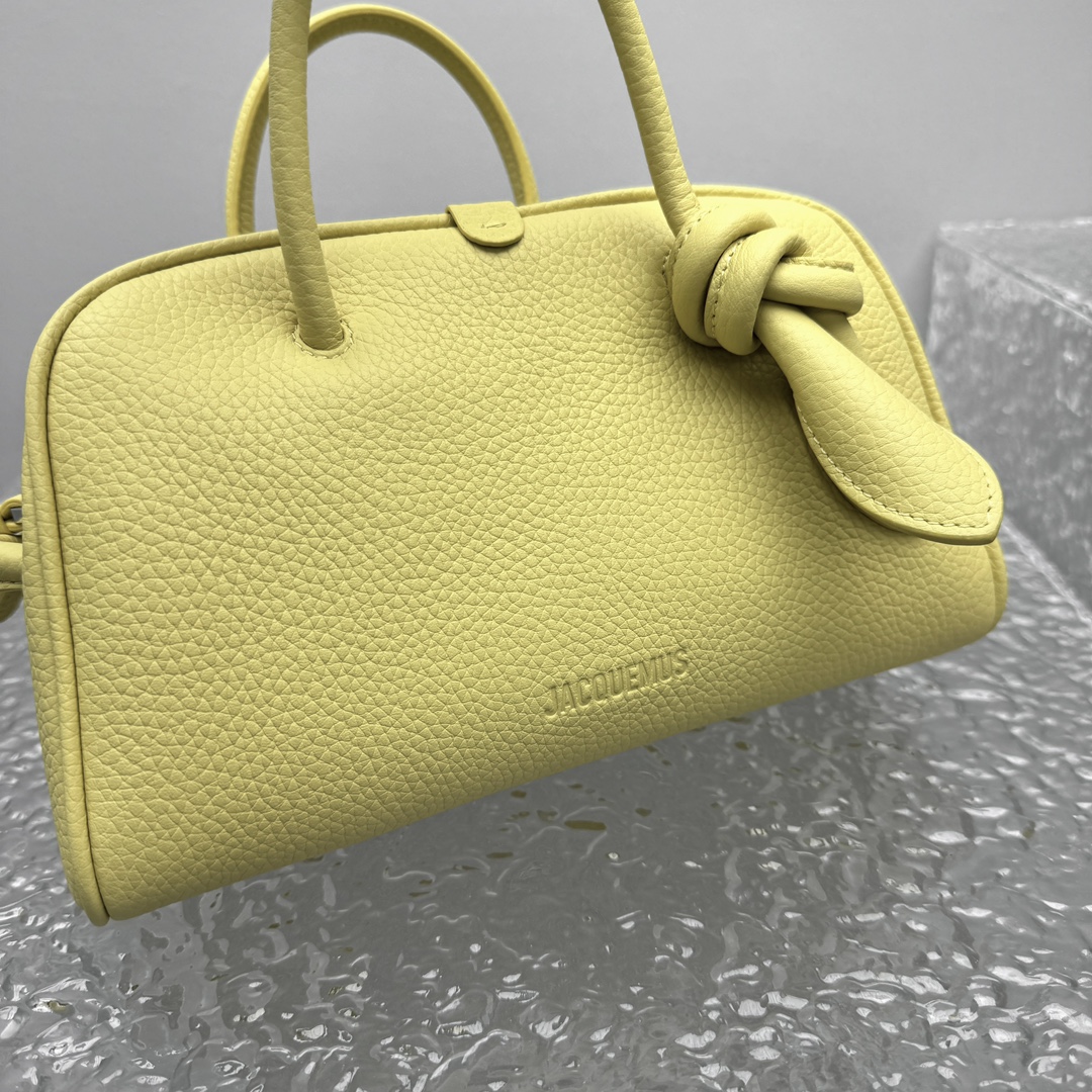 Jacquemus Le Turismo Bag-26*17*11CM