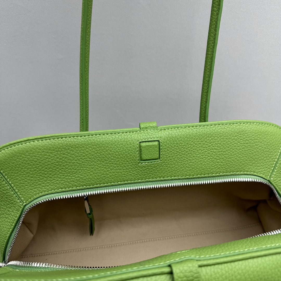 Jacquemus Le Turismo Bag-39*23*17CM