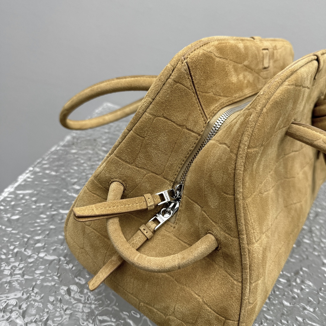 Jacquemus Le Turismo Bag-39*23*17CM