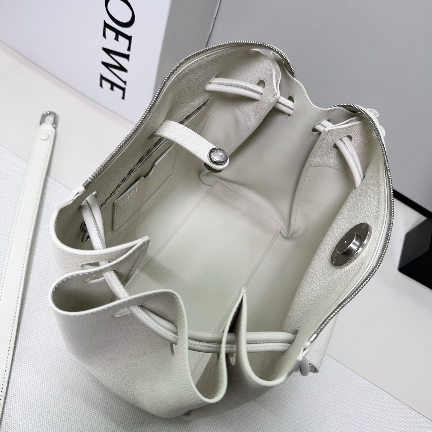 Lowee Madrid Bag-28.5*11*23CＭ