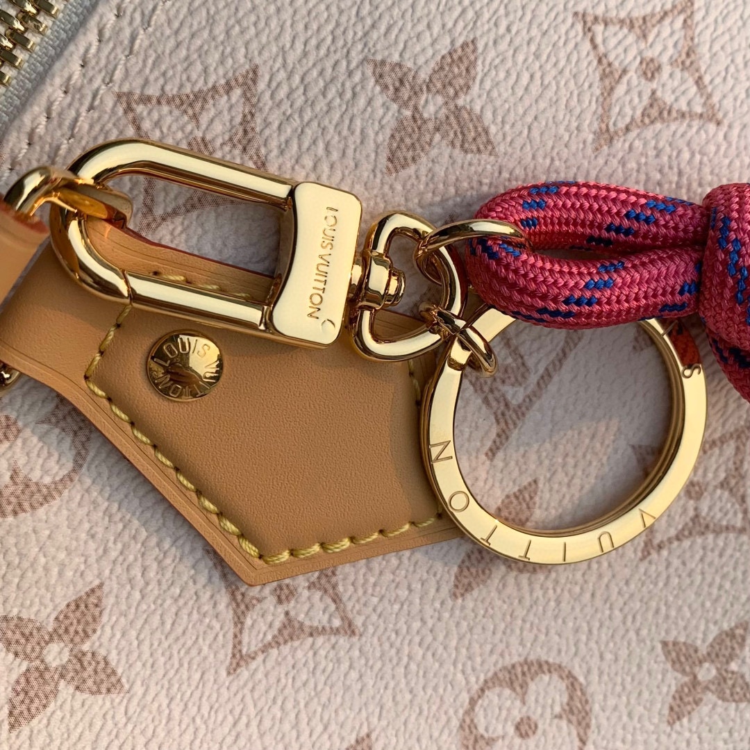 l0vis Vvtt0n speedy soft 30 lucky-21 x 17 x 30cm