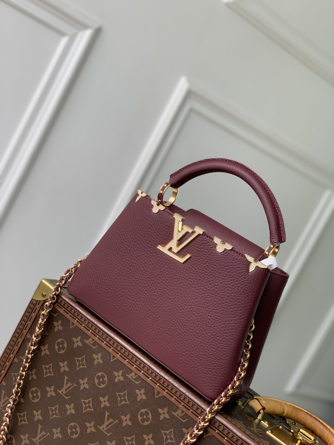 L0vis Vvtt0n Capucines Handlebag