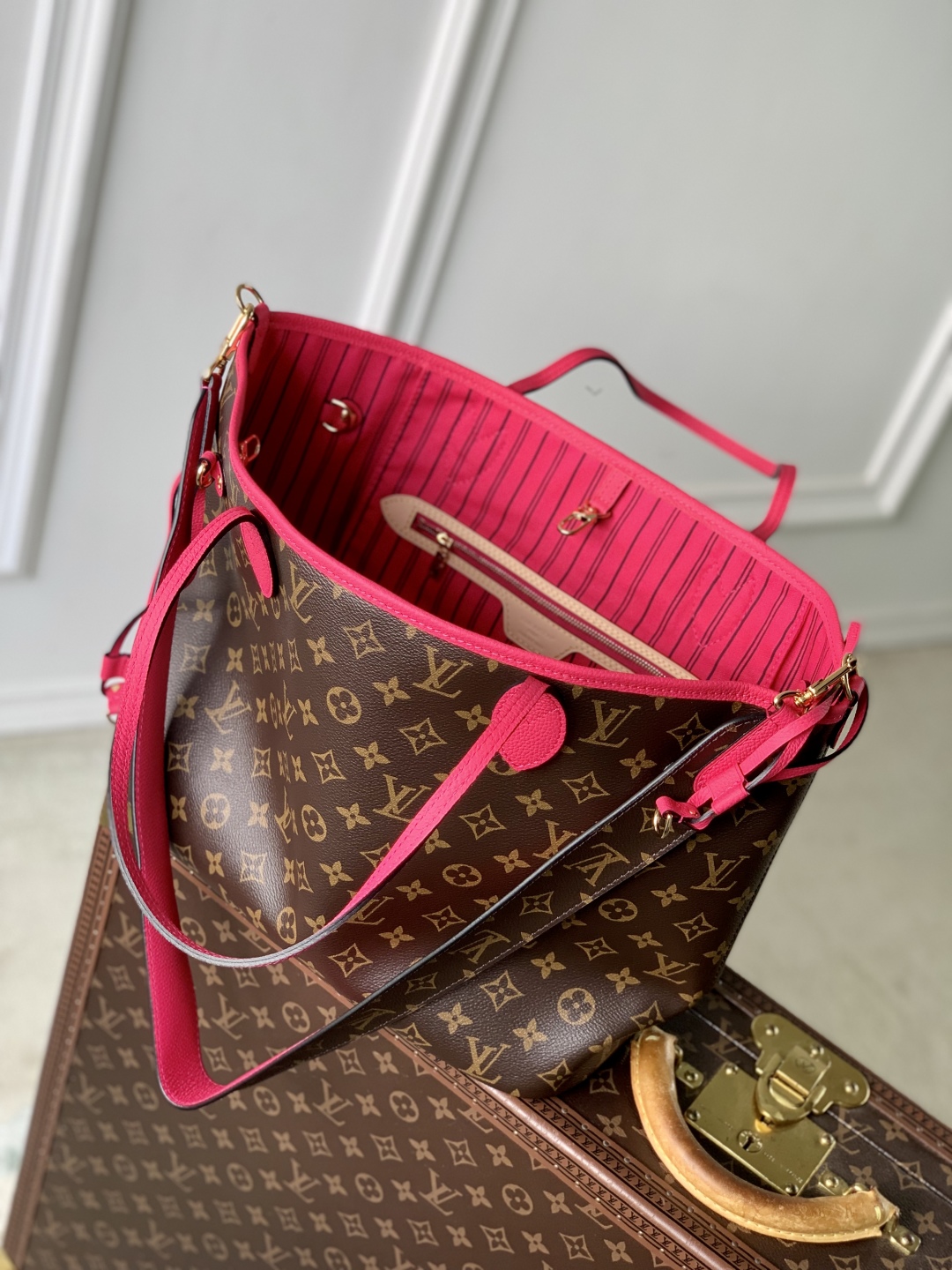 L0vis Vvtt0n Neverfull Bandoulière Inside Out-M11947-28 x 14 x 31CM