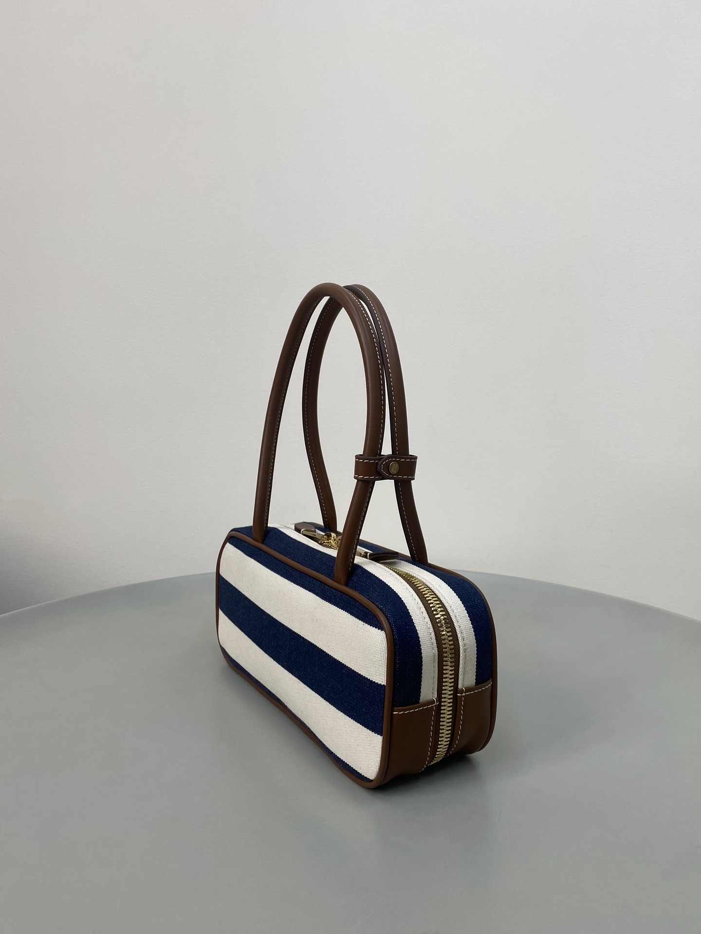 M1um1u Beau Top-Handle Tratan Bag -27×12×9CM