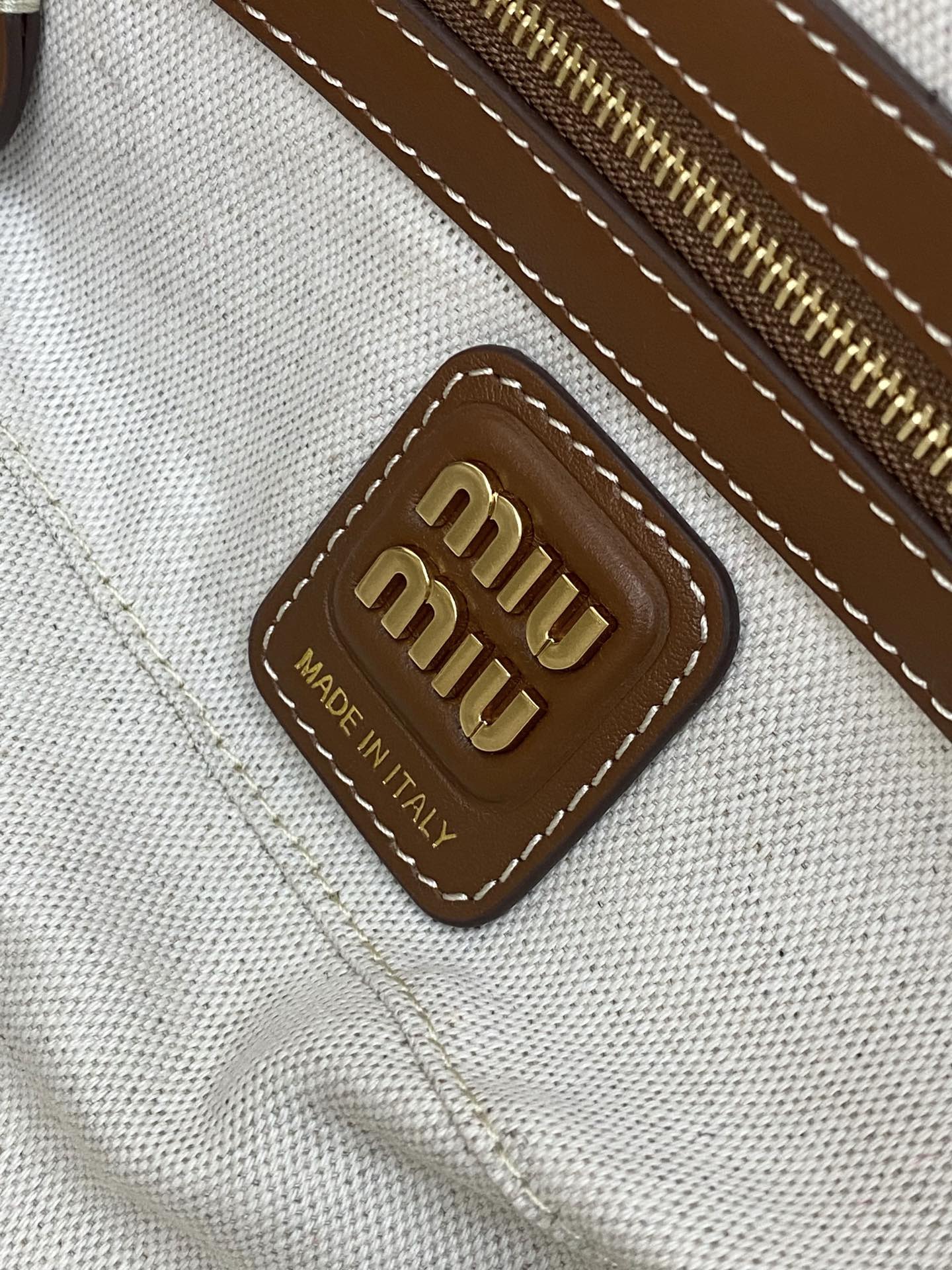 M1um1u Beau Top-Handle Tratan Bag -27×12×9CM