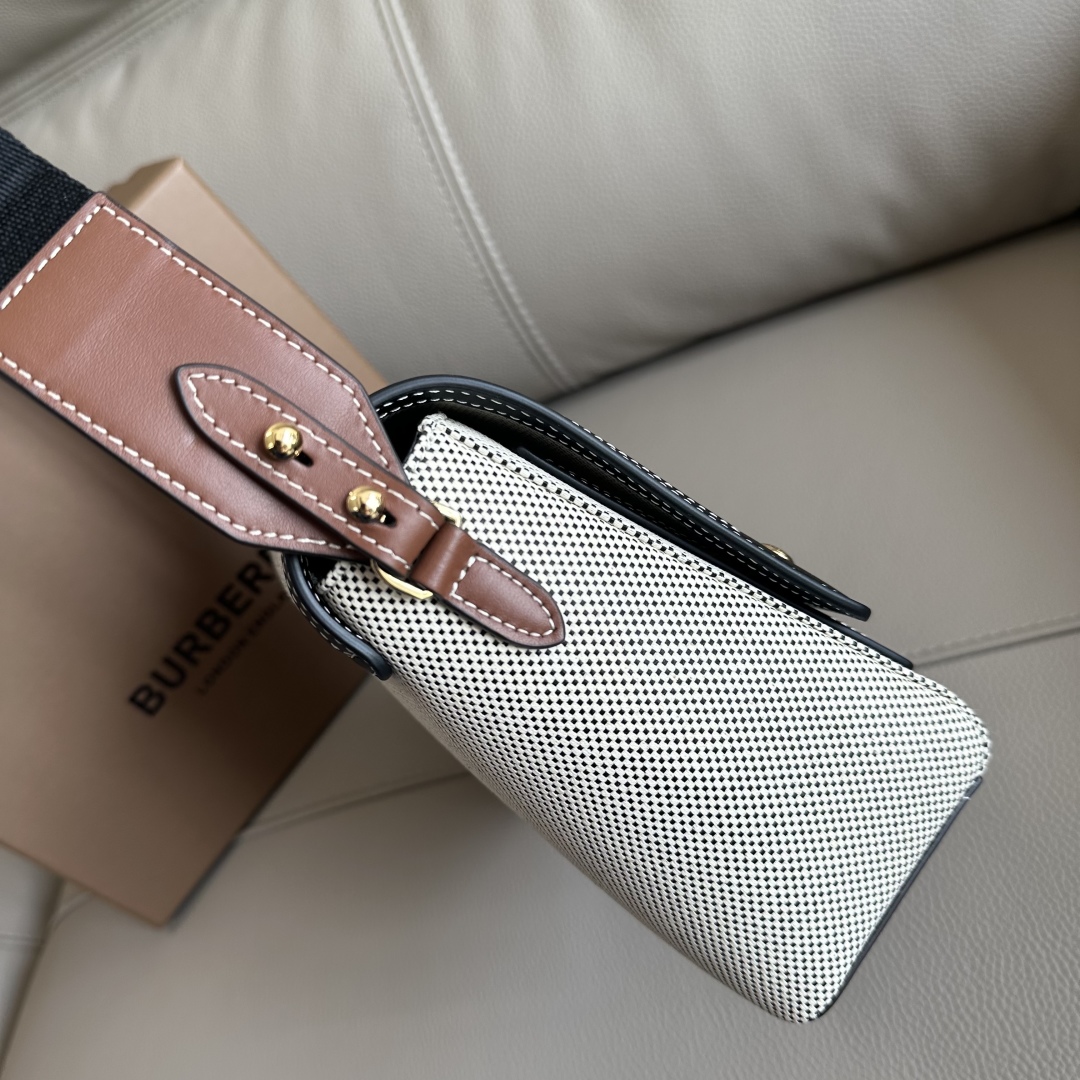 Bv*b*rry Vintage Bag-25 x 8.5 x 18CM