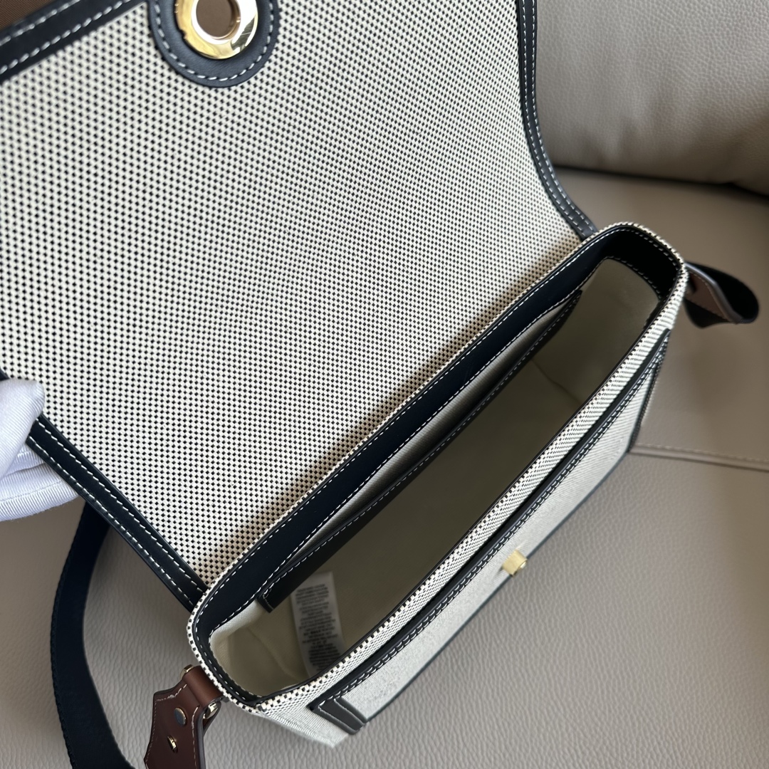 Bv*b*rry Vintage Bag-25 x 8.5 x 18CM