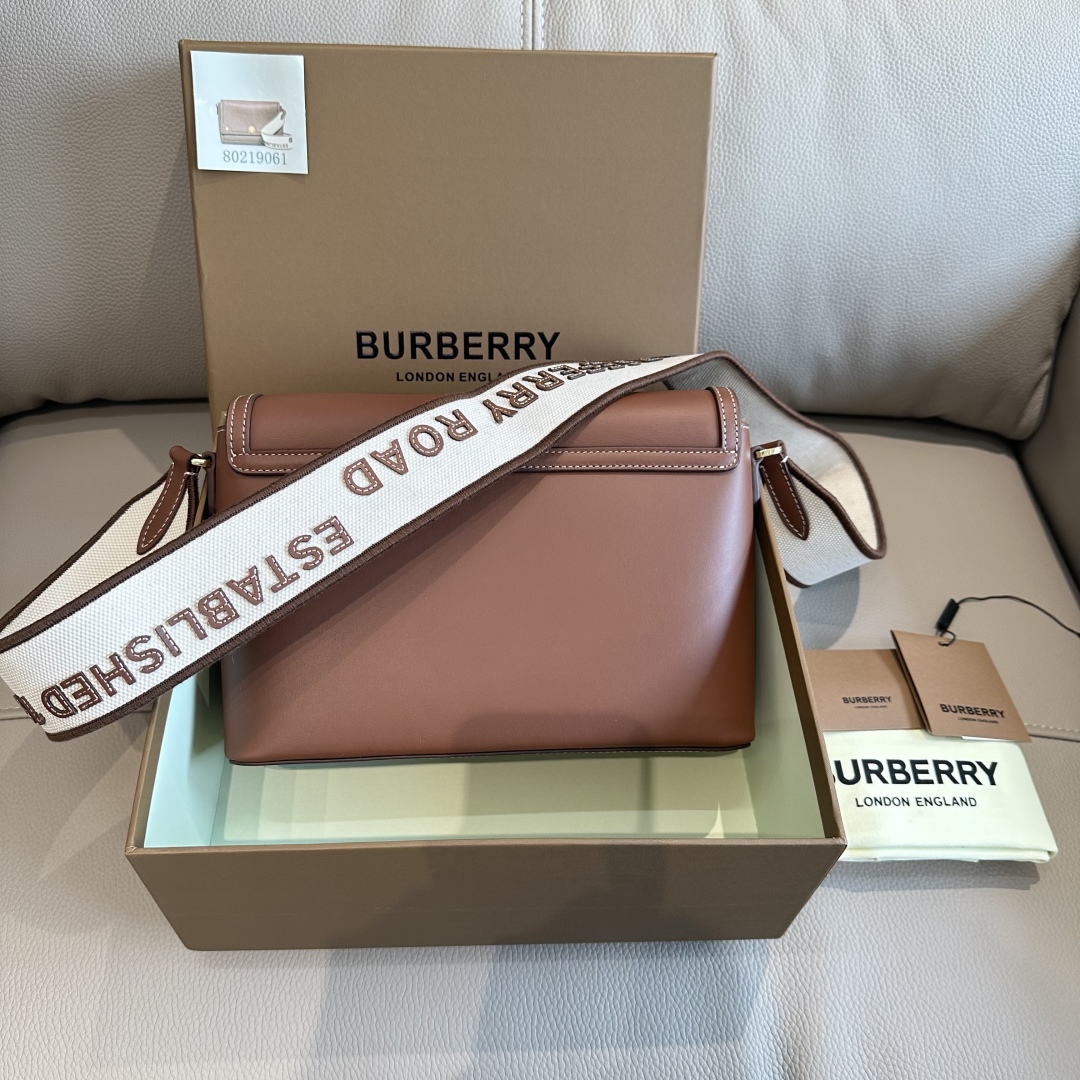 Bv*b*rry Vintage Bag-25 x 8.5 x 18CM