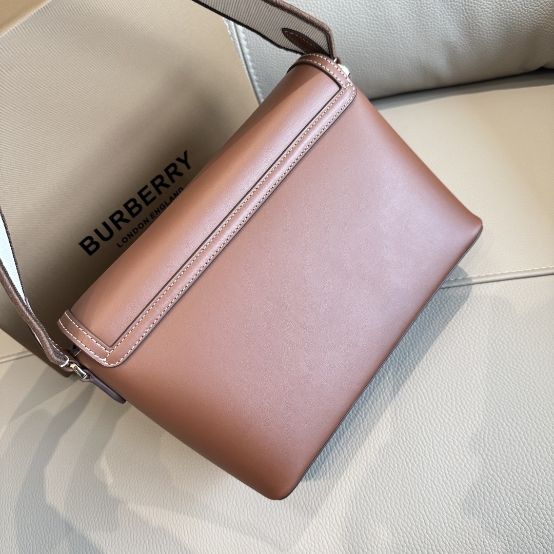 Bv*b*rry Vintage Bag-25 x 8.5 x 18CM