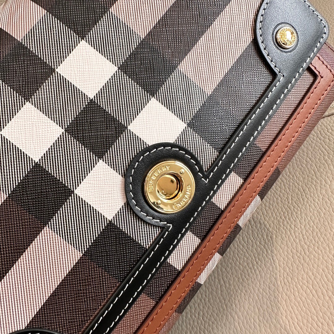 Bv*b*rry Vintage Bag-25 x 8.5 x 18CM