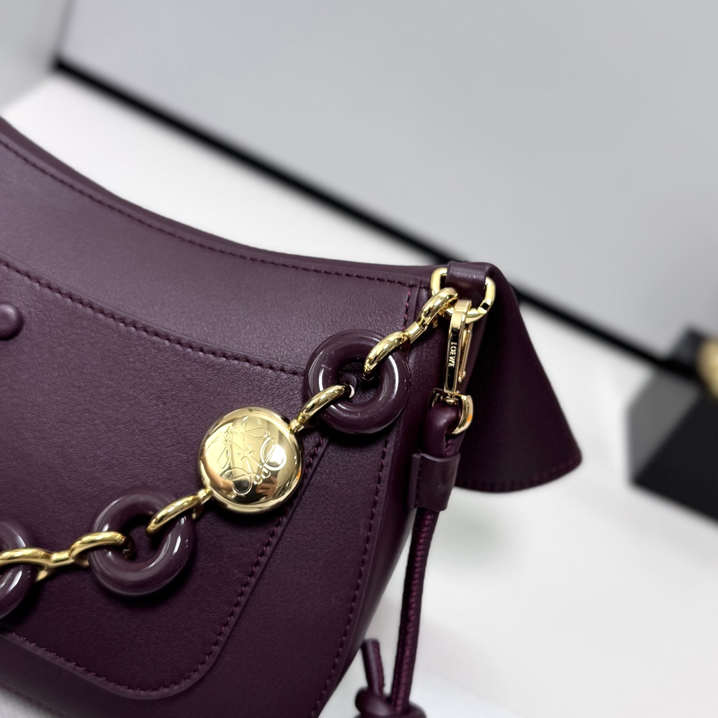 Lowee Ola Chain-Link Shoulder Bag-26*18*13CＭ