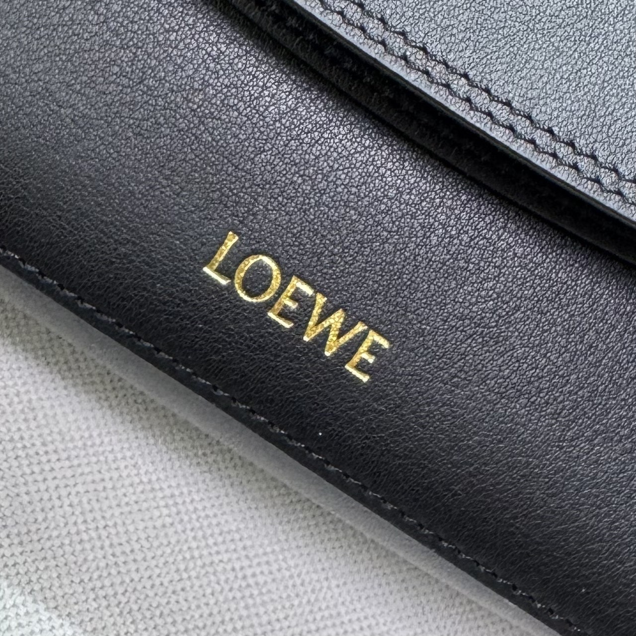 Lowee Ola Chain-Link Shoulder Bag-26*18*13CM